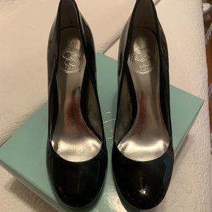 Jessica Simpson Black Pumps